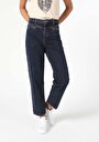 thumb-Afficher les détails de 889 Katy Pantalon Denim Tapered Leg  En  High Boy Fit Femme