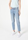 thumb-Afficher les détails de 892 Alina Pantalon Denim Tapered Leg  En  Slim Boyfriend Fit Femme