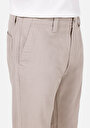 thumb-Afficher les détails de Pantalon Beige Loose Leg Medium Rise En Jean Loose Fit Homme