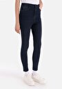 thumb-Afficher les détails de 760 Diana Pantalon Denim Skinny  Leg High Rise En  Skinny Fit Femme