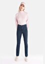 thumb-Afficher les détails de 792 Mila Pantalon Bleu Foncé Slim Straight Leg Medium Rise En Jean Regular Fit Femme