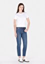 thumb-Afficher les détails de 703 Carla Pantalon  Straight Leg Medium Rise En Jean Slim Fit Femme