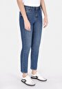 thumb-Afficher les détails de 703 Carla Pantalon  Straight Leg Medium Rise En Jean Slim Fit Femme