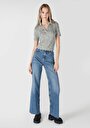 thumb-Afficher les détails de T-shirt À Manches Courtes Gris Regular Fit  Femme