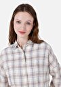 thumb-Afficher les détails de Chemise À Manches Longues Beige Relaxed Fit   Femme