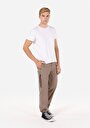 thumb-Afficher les détails de Pantalon Beige Straight Leg Medium Rise En Sergé Regular Fit Homme