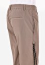 thumb-Afficher les détails de Pantalon Beige Straight Leg Medium Rise En Sergé Regular Fit Homme