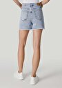 thumb-Afficher les détails de Short Bleu Regular Fit Femme