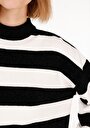 thumb-Afficher les détails de Pull Noir Regular Fit Manches Longues  Femme