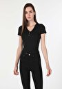 thumb-Afficher les détails de T-shirt À Manches Courtes Noir   Femme