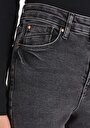 thumb-Afficher les détails de 891 Maya Pantalon Denim Tapered Leg Medium Rise En  Slim Fit Femme