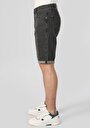 thumb-Afficher les détails de Short Gris Regular Fit Homme