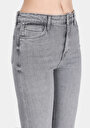 thumb-Afficher les détails de 791 Monica Pantalon  Bootcut Medium Rise En Jean Regular Fit Femme