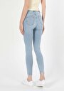 thumb-Afficher les détails de 760 Diana Pantalon Denim Skinny  Leg  En  Super Slim Fit Femme