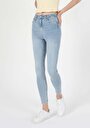 thumb-Afficher les détails de 760 Diana Pantalon Denim Skinny  Leg  En  Super Slim Fit Femme