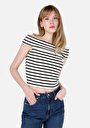thumb-Afficher les détails de T-shirt À Manches Courtes Noir Slim Fit Rayé Femme