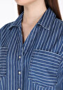 thumb-Afficher les détails de Chemise À Manches Courtes  Rayé Oversize Fit Femme