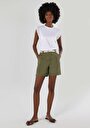thumb-Afficher les détails de Short Kaki Regular Fit Femme