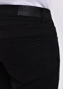 thumb-Afficher les détails de Pantalon Noir Straight Leg Low Rise En Chino Straight Fit Homme