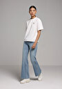 thumb-Afficher les détails de T-shirt À Manches Courtes Blanc Boyfriend Fit Brodé Femme