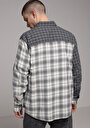 thumb-Afficher les détails de Chemise À Manches Longues Gris Relaxed Fit Plaid Sergé Homme