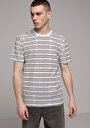 thumb-Afficher les détails de T-shirt À Manches Courtes Gris Regular Fit Rayé Homme