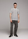 thumb-Afficher les détails de T-shirt À Manches Courtes Gris Regular Fit Rayé Homme