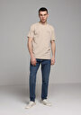 thumb-Afficher les détails de T-shirt À Manches Courtes Beige Regular Fit Droit Homme