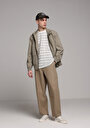 thumb-Afficher les détails de Pantalon Beige Crop Wide Leg Medium Rise En Sergé Relaxed Fit Homme