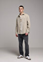 thumb-Afficher les détails de Chemise À Manches Longues Beige Relaxed Fit Droit Ratière Homme