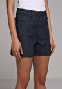 thumb-Afficher les détails de Short  Regular Fit Femme