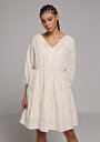 thumb-Afficher les détails de Robe Beige Regular Fit    Femme