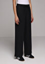 thumb-Afficher les détails de Pantalon Noir Wide Leg High Rise En Uni Regular Fit Femme
