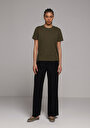 thumb-Afficher les détails de T-shirt À Manches Courtes Kaki Regular Fit Droit Femme