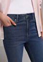 thumb-Afficher les détails de Short  Slim Fit Femme