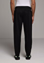 thumb-Afficher les détails de Pantalon De Survêtement Noir Regular Fit Homme
