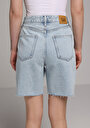 thumb-Afficher les détails de Short  Regular Fit Femme