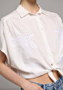 thumb-Afficher les détails de Chemise À Manches Courtes Blanc Jakarli Fashion Fit Femme