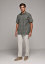 thumb-Afficher les détails de Pantalon Blanc Straight Leg Medium Rise En Sergé Regular Fit Homme