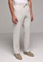 thumb-Afficher les détails de Pantalon Blanc Straight Leg Medium Rise En Sergé Regular Fit Homme