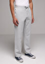 thumb-Afficher les détails de Pantalon Gris Straight Leg Medium Rise En Sergé Regular Fit Homme