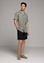 thumb-Afficher les détails de Chemise À Manches Courtes Kaki Droit Regular Fit Homme