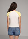 thumb-Afficher les détails de T-shirt À Manches Courtes Ecru Slim Fit Imprimé Femme