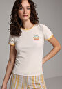 thumb-Afficher les détails de T-shirt À Manches Courtes Ecru Slim Fit Imprimé Femme