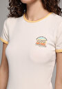 thumb-Afficher les détails de T-shirt À Manches Courtes Ecru Slim Fit Imprimé Femme