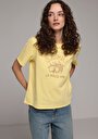 thumb-Afficher les détails de T-shirt À Manches Courtes Jaune Regular Fit Imprimé Femme