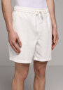 thumb-Afficher les détails de Short Blanc Relaxed Fit Homme