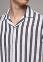 thumb-Afficher les détails de Chemise À Manches Courtes Marine Rayé Relaxed Fit Homme