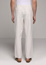 thumb-Afficher les détails de Pantalon Blanc Straight Leg Medium Rise En Sergé Regular Fit Homme