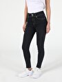 thumb-Afficher les détails de 760 Diana Pantalon Denim Skinny  Leg  En  Super Slim Fit Femme